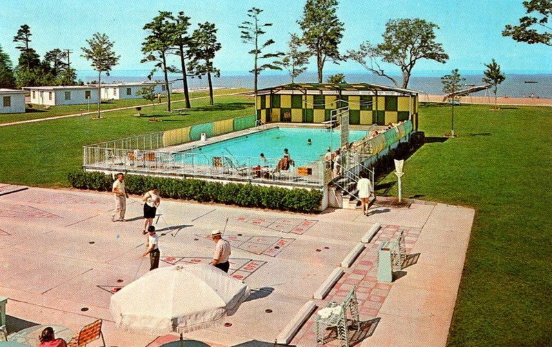 Bella Vista Inn - Vintage Postcard (newer photo)